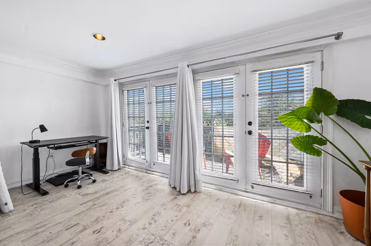 Yellow House vacation rental photo 25